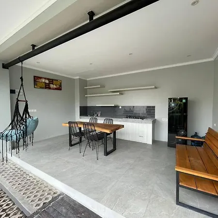 Nice Villa Berawa